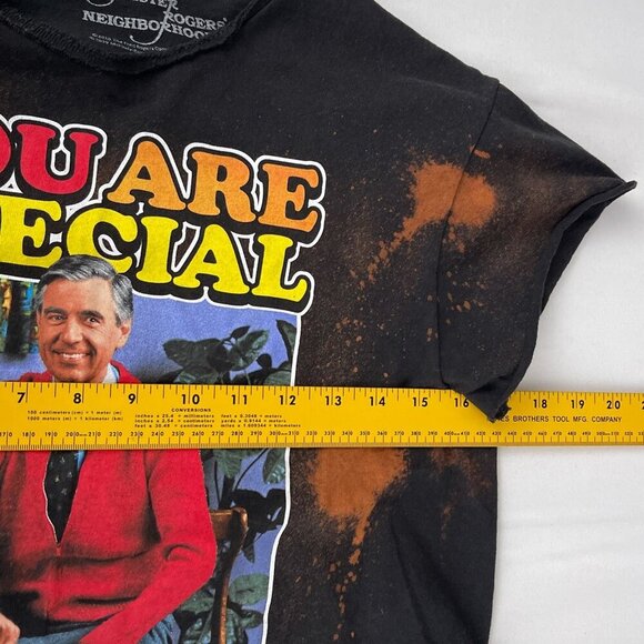 Custom Cut -Out Mister Rogers Neighborhood Ripple Junction Graphic Tee Black S - Picture 6 of 9